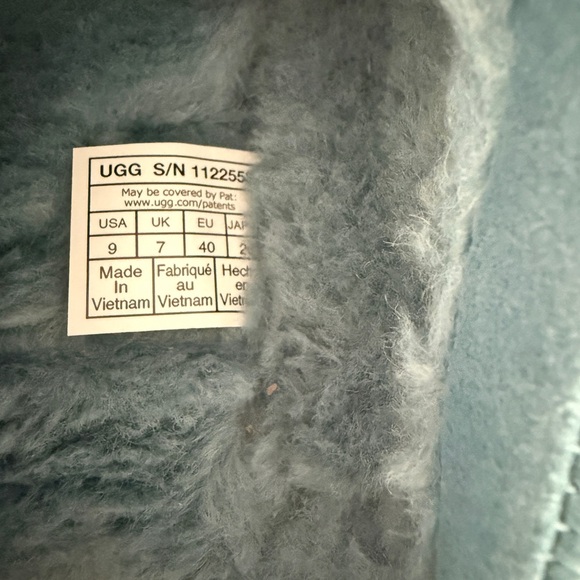 NWOB UGG ® Women's Taz II Platform Suede Slipper Mules Shoes, 9, Blue - Picture 4 of 7